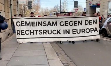 Almanya'da binlerce kişi aşırı sağa karşı sokaklara çıktı