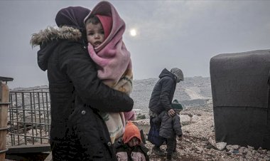 Son 6 günde 148 bin sivil daha Türkiye sınırı yakınlarına göç etti