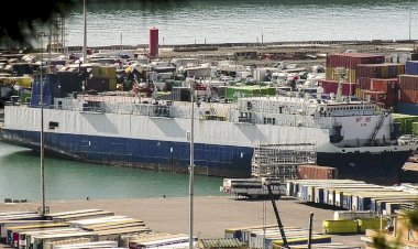 İtalya'da Libya'ya silah taşıdığı düşünülen geminin kaptanına gözaltı