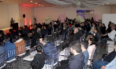 Paris'te 'Modern Çağda İslami Yaşam' temalı konferans düzenlendi