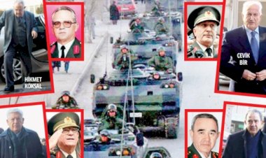 Fotoğraf kareleriyle 28 Şubat Postmodern darbesi