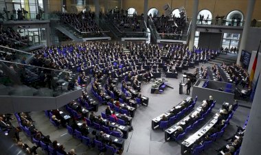 Schaeuble: Devlet, aşırı sağcı tehlikeyi uzun süre hafife aldığını itiraf etmelidir