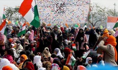 Yüksek Mahkeme'den Müslüman protestocuları hedef alan ilanların kaldırılması kararı