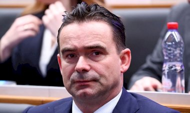 Marc Overmars: UEFA Trump gibi