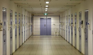 Libya ve Umman'da bazı tutuklu ve mahkumlar serbest bırakıldı