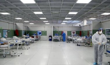 İran'da koronavirüsü yenen 100 yaşındaki hasta taburcu edildi