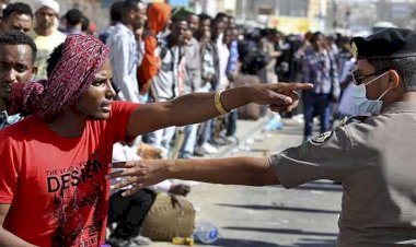 Suudi Arabistan Etiyopyalı göçmenleri zorla geri gönderiyor