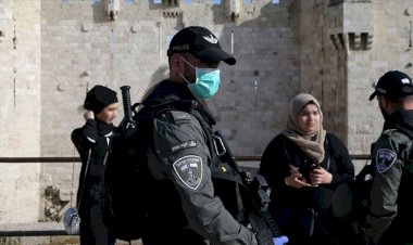 Siyonistler Doğu Kudüs'te Filistinlilere Kovid-19 testi yapılan kliniği kapattı